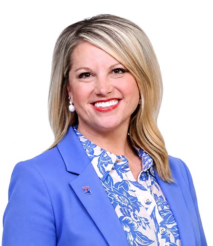 Headshot of Lindsey Murry on a white background