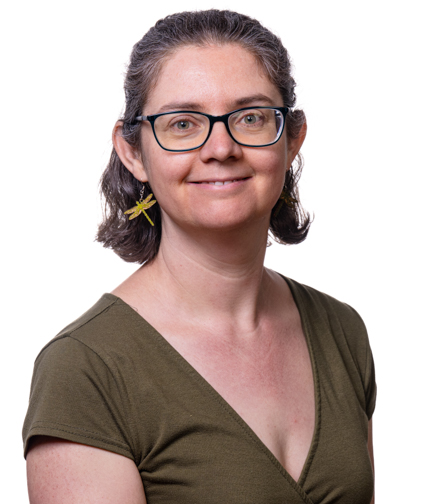 Headshot of Julia Earl on a white background