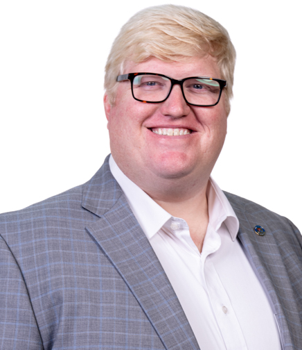 Headshot of Kyle Oneal on a white background