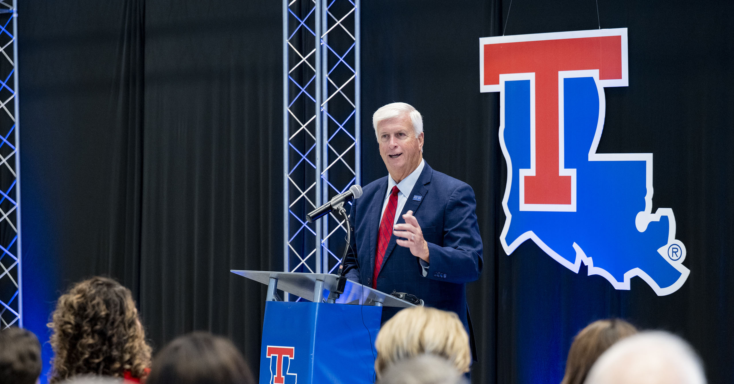 Mayor Ronny Walker speaks at the podium at a Louisiana Tech event