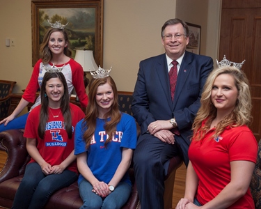 From left - Meagan Lee, Anna Blake, Eva Edinger, Louisiana Tech President Les Guice, and Morgan Tanner (not pictured - Julianne Tippen.)