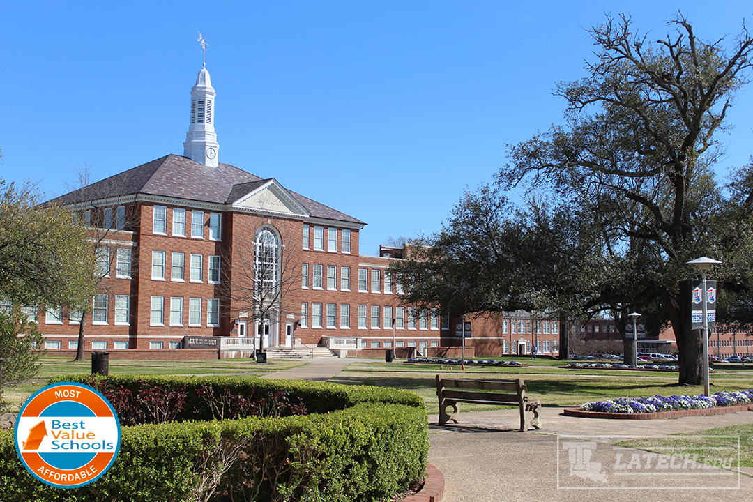 Looking at Keeny Hall from the Quad