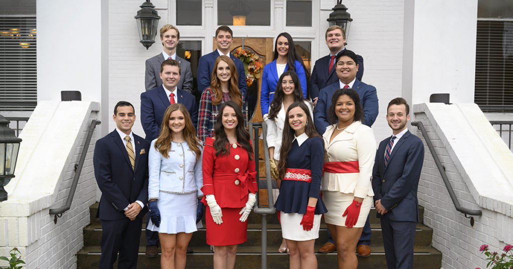 2019 Homecoming Court group photo