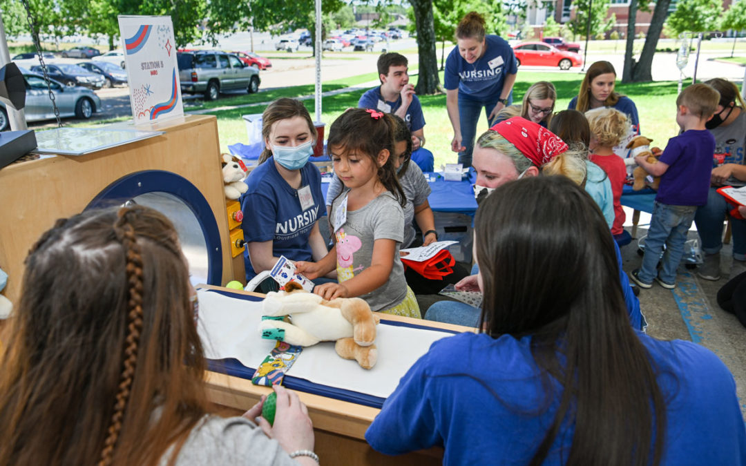 ‘Bulldog Clinic’ educates, entertains ECEC students