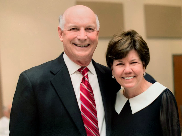 University to award Tower Medallion to long-time supporters, Elaine and Tim Petrus