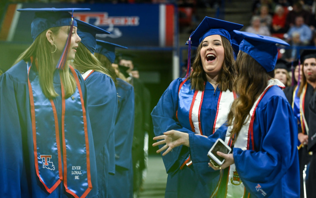 Tech pins 36 new nurses in winter ceremony