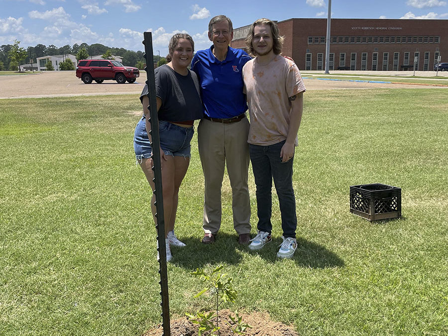 Out of love, young couple donates ‘noble tree’ to campus