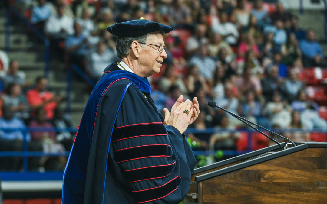 Dr. Les Guice, recently retired Louisiana Tech president, to keynote Winter ’24 Commencement